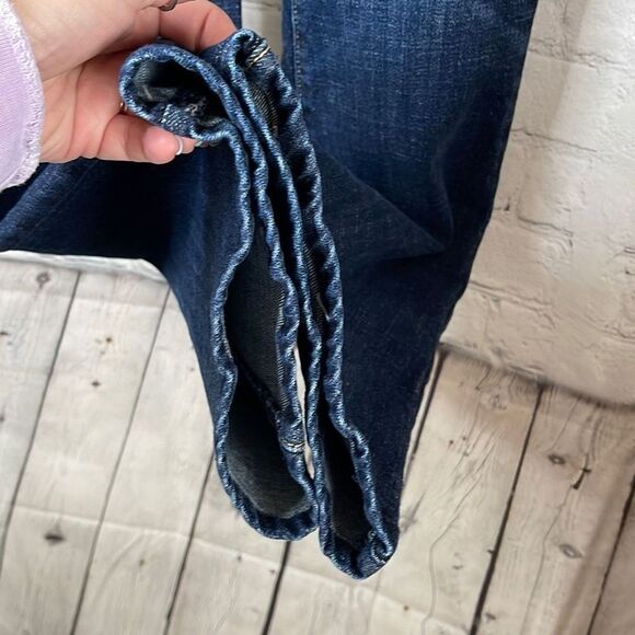 American Eagle Women’s Original Boot Dark Wash Jeans size 2 - Picture 3 of 9